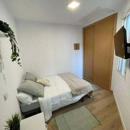 Juan Pantoja, Apartamento Para 2 En Metro Alvarado Madrid Exterior photo