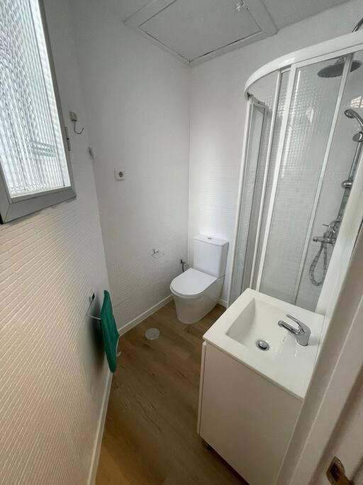 Juan Pantoja, Apartamento Para 2 En Metro Alvarado Madrid Exterior photo