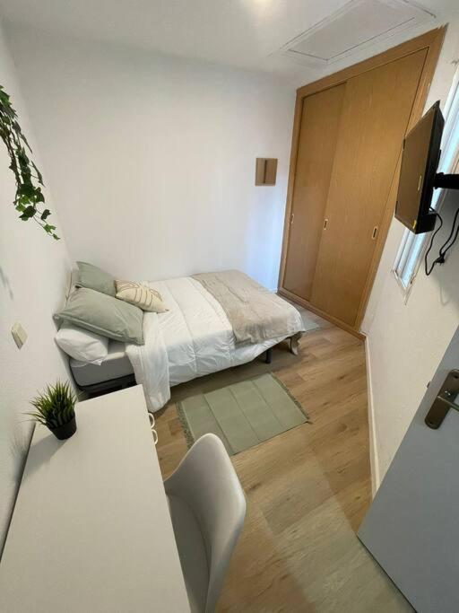 Juan Pantoja, Apartamento Para 2 En Metro Alvarado Madrid Exterior photo